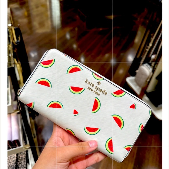 Brand New With Tags, Kate Spade Watermelon Wallet - Picture 1 of 1